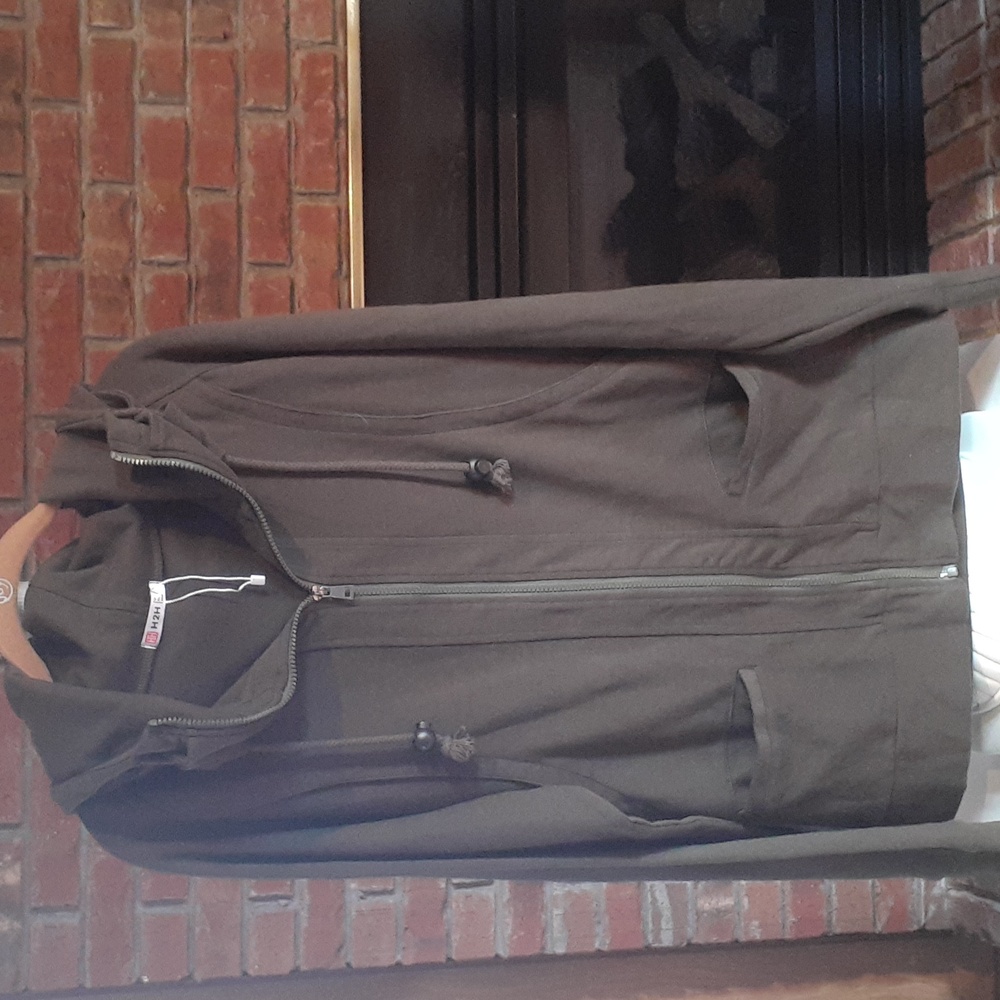 H2H zip up hoodie